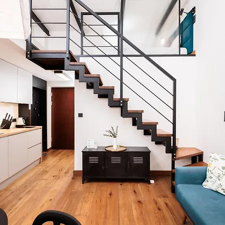 Cozy Mezzanine - Old Town - By Upstairs Appartement