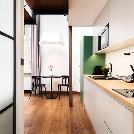 アパート Cozy Mezzanine - Old Town - By Upstairs